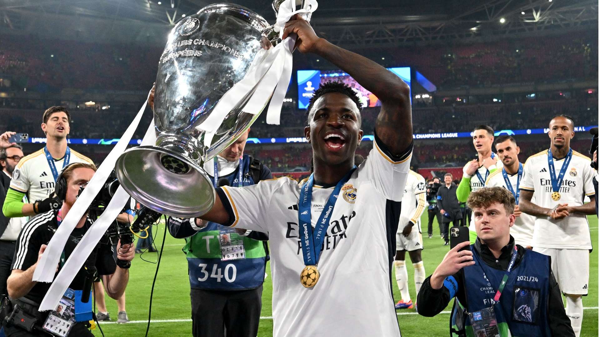 无疑是C罗 无疑是C罗